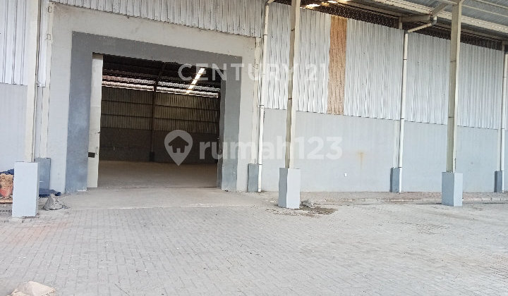 Ready-to-Use and Strategic Warehouse in Tegal