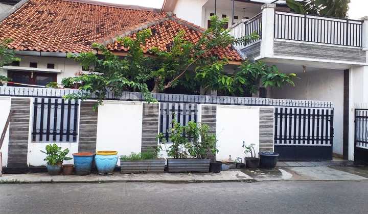 Rumah Adem Terawat di Jatibening, Lokasi Deket LRT Jatibening