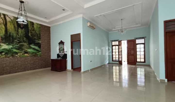 Sewa Rumah Bagus 2 Lantai 12x16 Siap Huni Hadap Barat di Sunter, Jakarta Utara