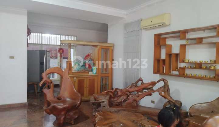 Sewa Rumah Murah 2 Lantai 10x17,5 Strategis Siap Huni Hadap Utara di Sunter, Jakarta Utara Sewa Rumah Murah 2 Lantai 10x17,5 Strategis Siap Huni Hadap Utara di Sunter, Jakarta Utara