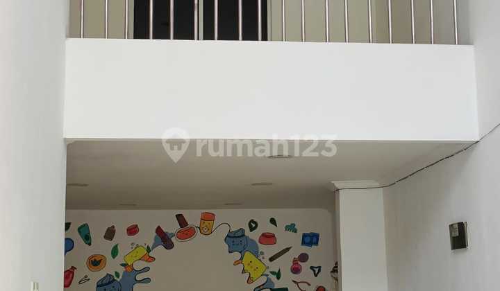 Sewa Rumah Bagus 2 Lantai 6x20 Siap Huni Hadap Selatan di Sunter, Jakarta Utara