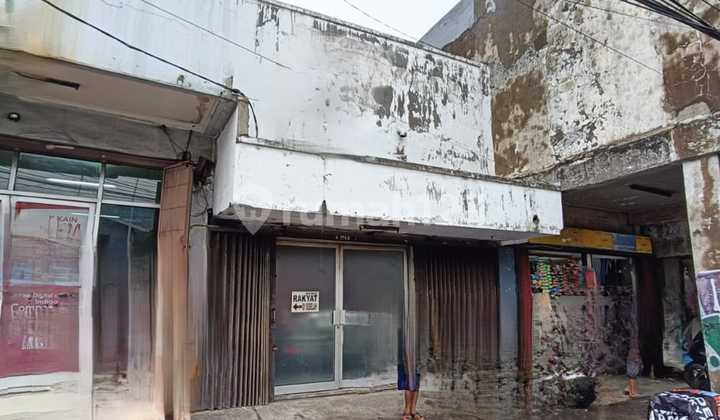 Sewa Ruko Siap Huni 2 Lantai 5X15 Strategis Hadap Barat di Matraman, Jakarta Timur Sewa Ruko Siap Huni 2 Lantai 5X15 Strategis Hadap Barat di Matraman, Jakarta Timur