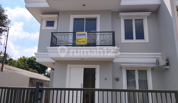 Cluster Exclusive Rumah Baru 2 Lantai Furnished di Cipayung, Jakarta Timur Cluster Exclusive Rumah Baru 2 Lantai Furnished di Cipayung, Jakarta Timur