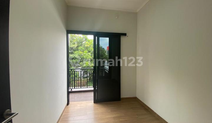 Rumah Baru Bergaya Scandinavian Bebas Banjir di Jati Warna Bekasi 2