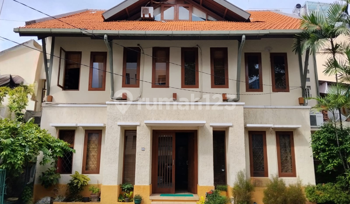 Dijual Gedung Kantor Estetik & Homey di Bendungan Hilir Tanah Abang Dijual Gedung Kantor Estetik & Homey di Bendungan Hilir Tanah Abang