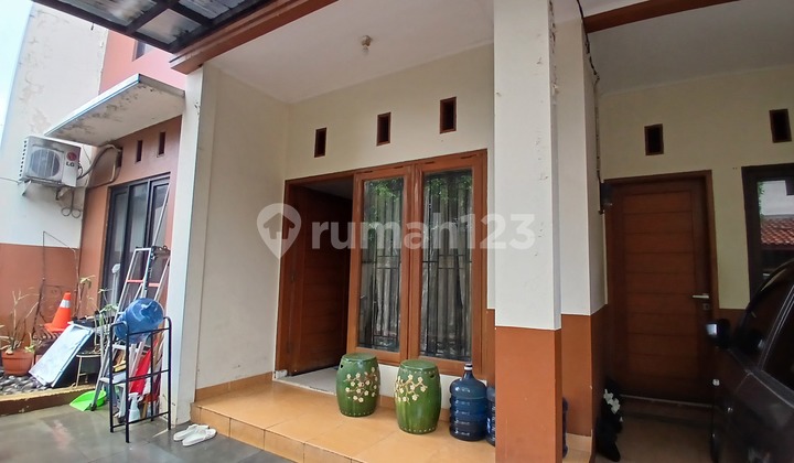 For sale: 2-story house on Martapura Street, Cinere, Depok. 2