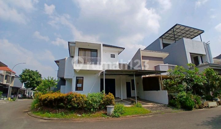 2-Story House For Rent At Icon Bsd Western Tangerang 2-Story House For Rent At Icon Bsd Western Tangerang