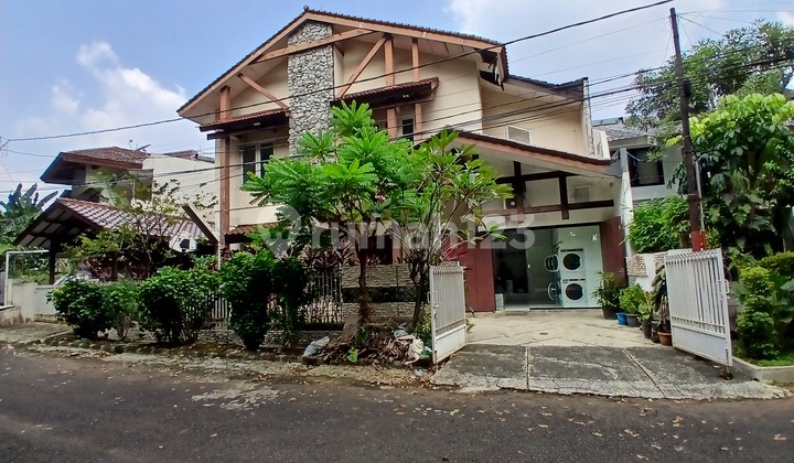 For Sale Old 2-Story House Strategic Location in Bona Indah Lebak Bulus
