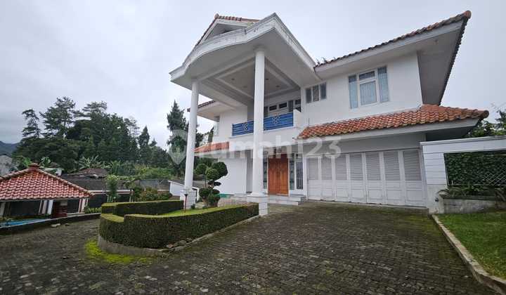 Dijual villa 1125 mtr di cisarua, puncak ,jalan kaki ke taman safari