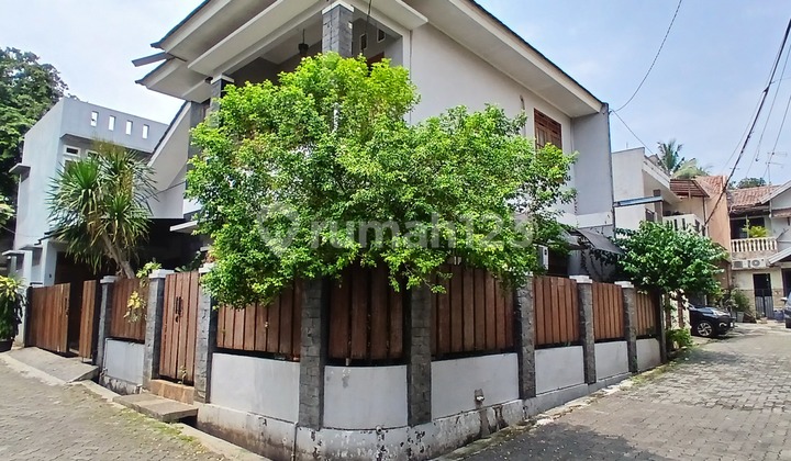 For Sale 2-Story House on Jl. H. Saidi, North Cipete, Near MRT Haji Nawi