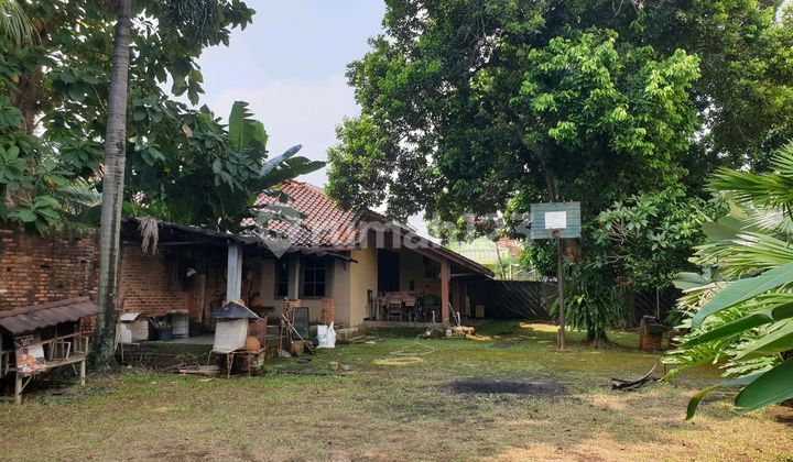 Rumah Taman Luas Dekat Pintu Toll 2