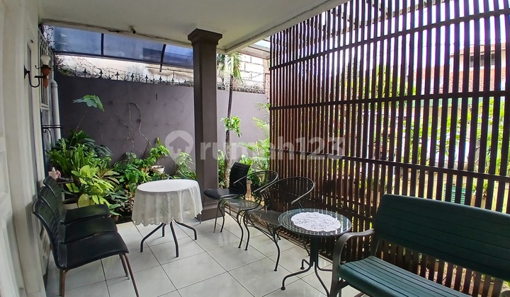 Dijual Rumah di Kebayoran Lama,Grogol Selatan