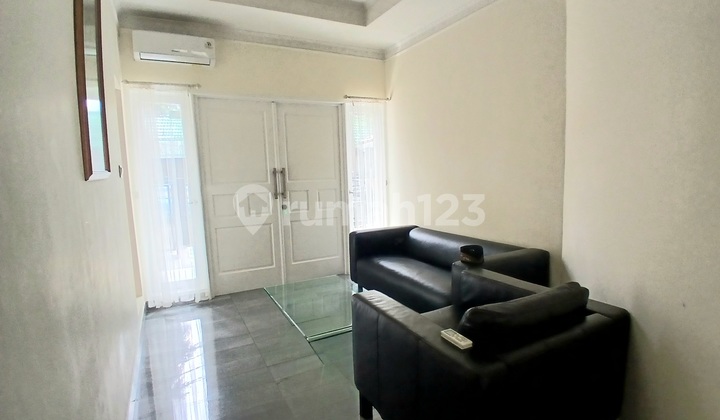 Disewakan Rumah Dengan Kolam Renang Di Komplek Bona Indah Lebak Bulus 2