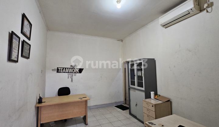 Attached Shop for Sale at Affordable Price, Pasar Minggu.