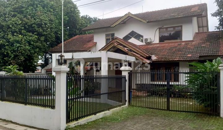 Dijual Rumah Jln H Bona, Depok 2