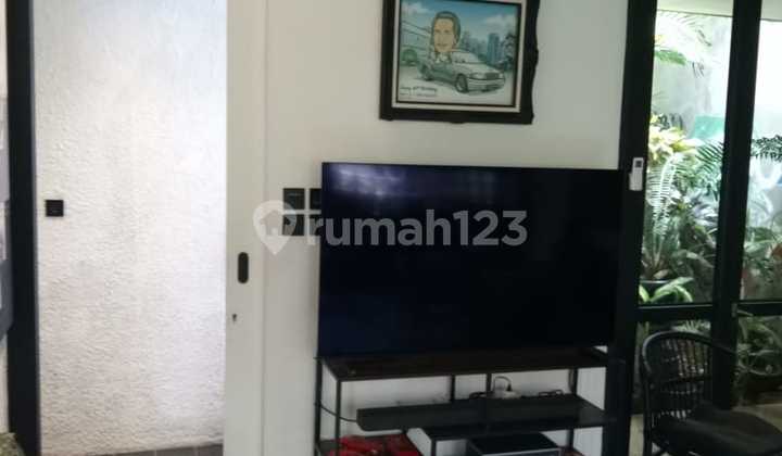 Single-story house in a strategic location in Lebak Bulus, South Jakarta. 2