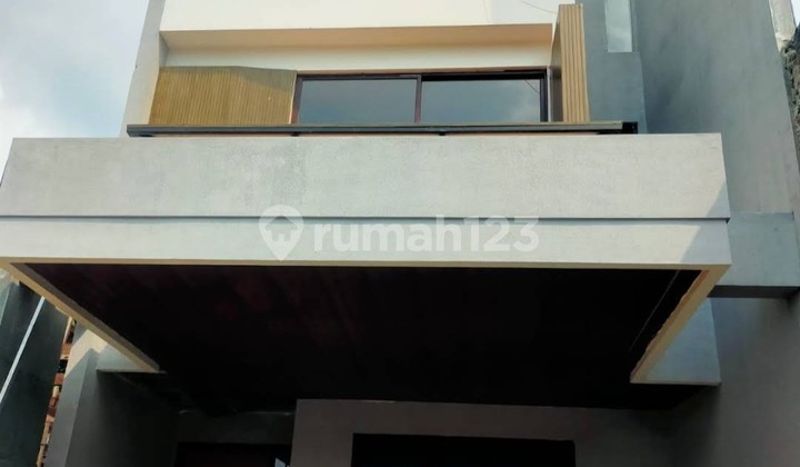 For Sale 2-Story New Cluster House - Pondok Pinang Area  Land Area 77 m2 / Building Area 143m2