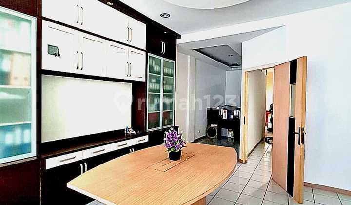 DIJUAL RUKO LETAK SANGAT STRATEGIS Jl Letjend Soeprapto No. 24 P, Cempaka Putih Ruko 4 lantai 