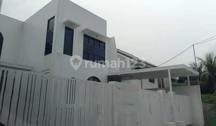 DISEWAKAN  Rumah Siap Huni - 2 lantai