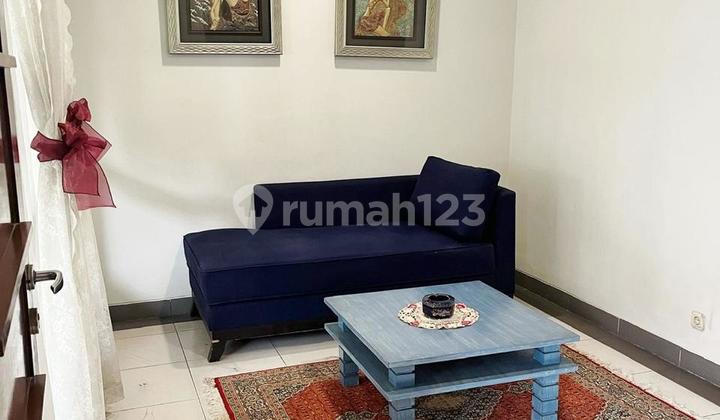 Di Jual Rumah Cantik Strategis Bebas Banjir di Pondok Indah 2