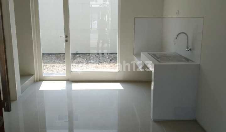 Disewakan Rumah 2 Lantai Siap Huni North West Park, Citraland 2