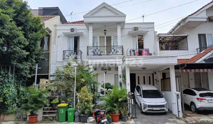 Rumah Cantik dan Bagus di Cirendeu Dalam Kompleks, Oke Gate System Strategis Dijual