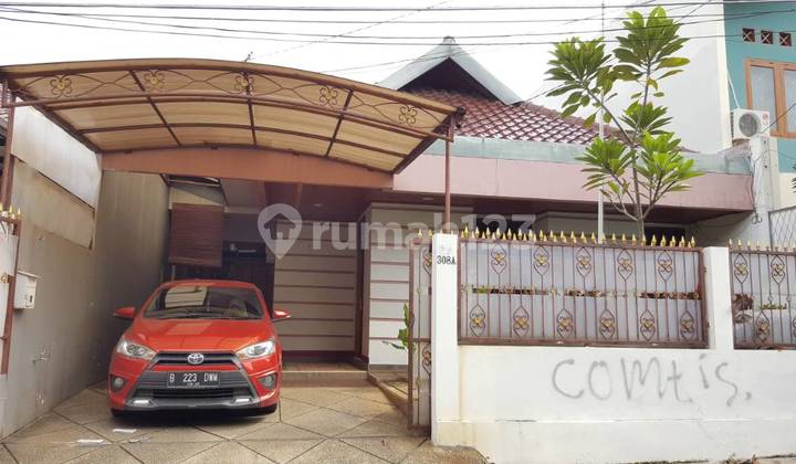 Ready-to-Occupy House in Megapolitan Cinere 1