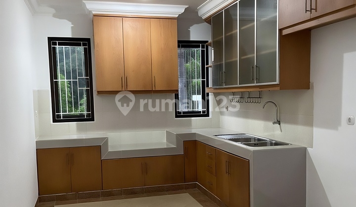 For Sale Comfortable House In Elite Housing Raffles Hills Cibubur - East Jakarta 2