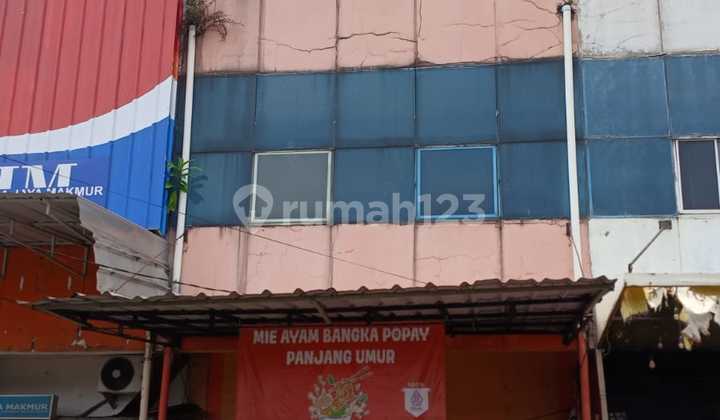 Ruko Strategis, dekat pusat kota bisnis. Nego sampai jadi Ruko Strategis, dekat pusat kota bisnis. Nego sampai jadi