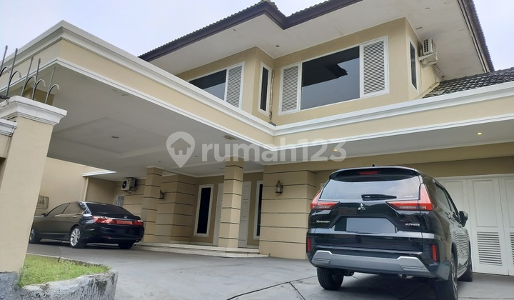 Disewakan Rumah Siap Usaha/klinik Lokasi Strategis Di Pondok Indah