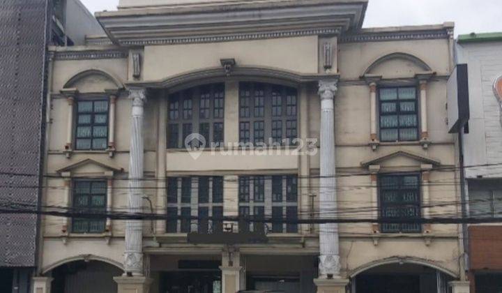 DISEWAKAN GEDUNG di jln Hasyim Ashari Jakarta Pusat 1