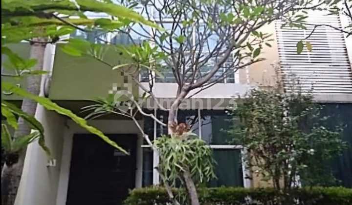 Quick Sale Town House De Oaze Tomang West Jakarta