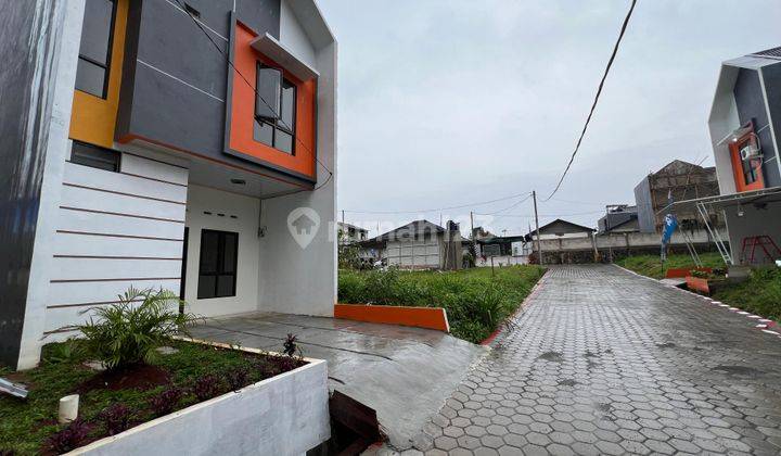 Rumah 2 Lantai Harga 500 Jutaan Dekat Pemda Cibinong Bogor