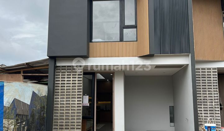 Rumah 2 Lantai 5 Menit Ke Pintu Toll Limo Depok 2