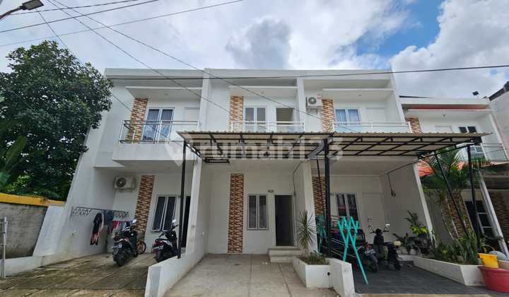 Rumah ready 2 lantai dekat stasiun di Cilodong Depok 1