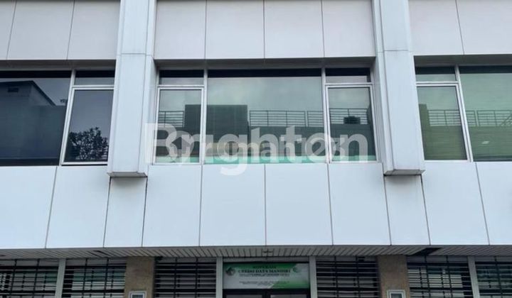 Ruko di samping jalan tol Kebon Jeruk