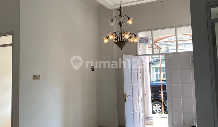 Disewakan Rumah Luas Banyak Kamar Di Citra Raya 2
