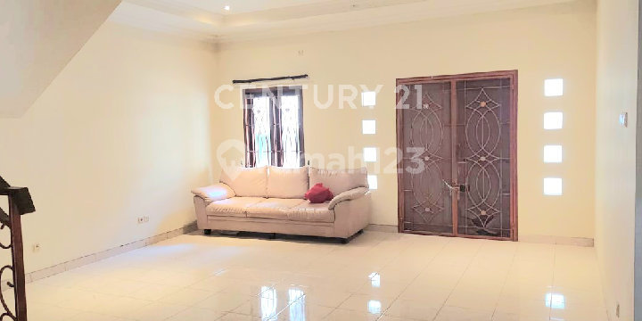 House in Pondok Kelapa Strategic Safe Comfortable Green. 2