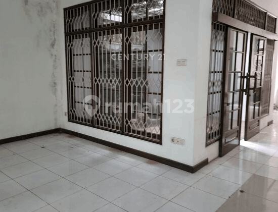 Large, Spacious, and Nice House in Jatiwaringin, East Jakarta 2