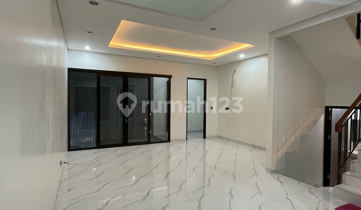 Brand New 3-Story House in Jagakarsa, South Jakarta 2