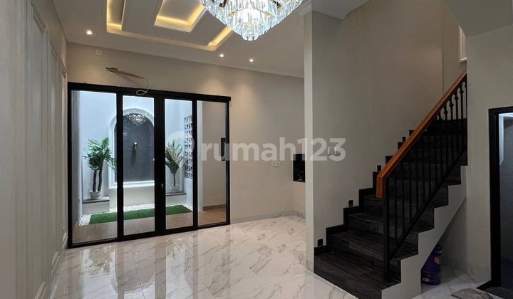 2-Story House in Kebagusan Raya Near Transmart Cilandak 2