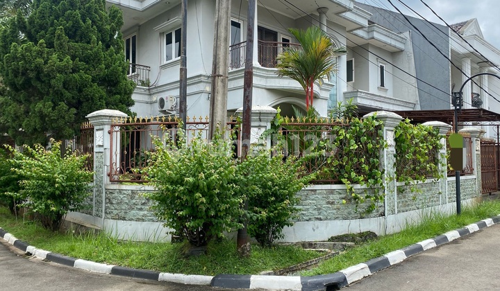 Jual Cepat Rumah Mewah Hook Taman Laguna Cibubur