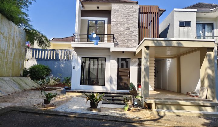 Dijual Rumah Cantik Baru Renov Kota Wisata Cibubur Dijual Rumah Cantik Baru Renov Kota Wisata Cibubur