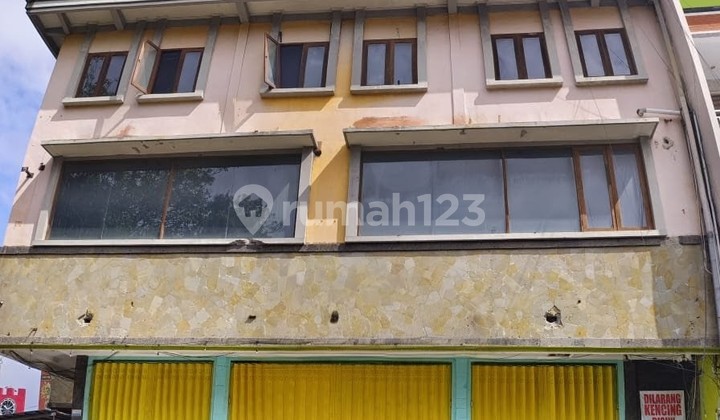 For Rent 3-Story Shop House Former Karaoke