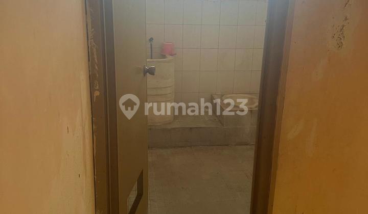 Rumah Lantai 2 Sekaligus Ruko Lokasi Strategis 2