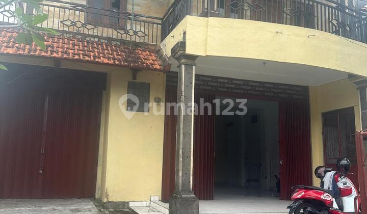 Rumah Lantai 2 Sekaligus Ruko Lokasi Strategis 1