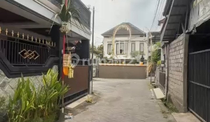 Rumah Lantai 2 Lokasi Strategis 1