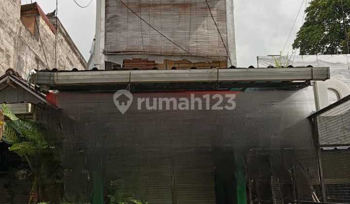 Ruko 2 Lantai Lokasi Sangat Strategis 1