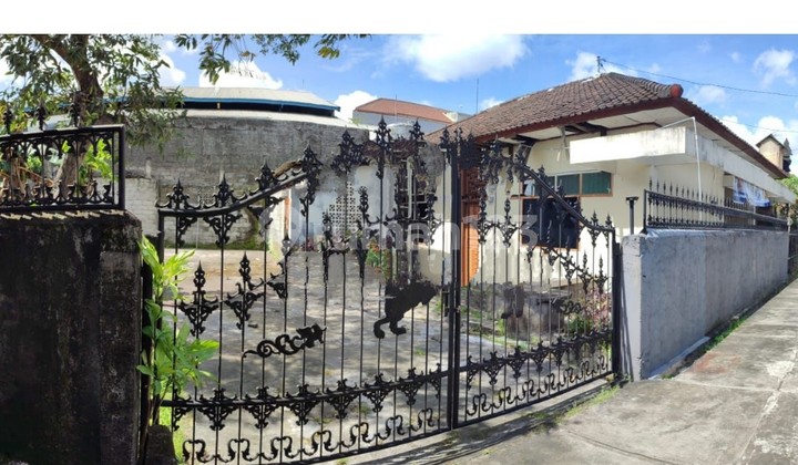 Rumah Lokasi Strategis  2