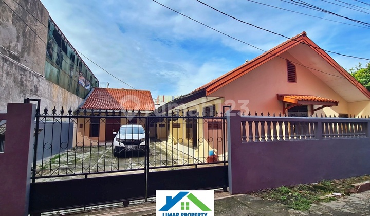 Kos 4 Pintu Nyaman dan Startegis Harga Bagus di Margonda Depok